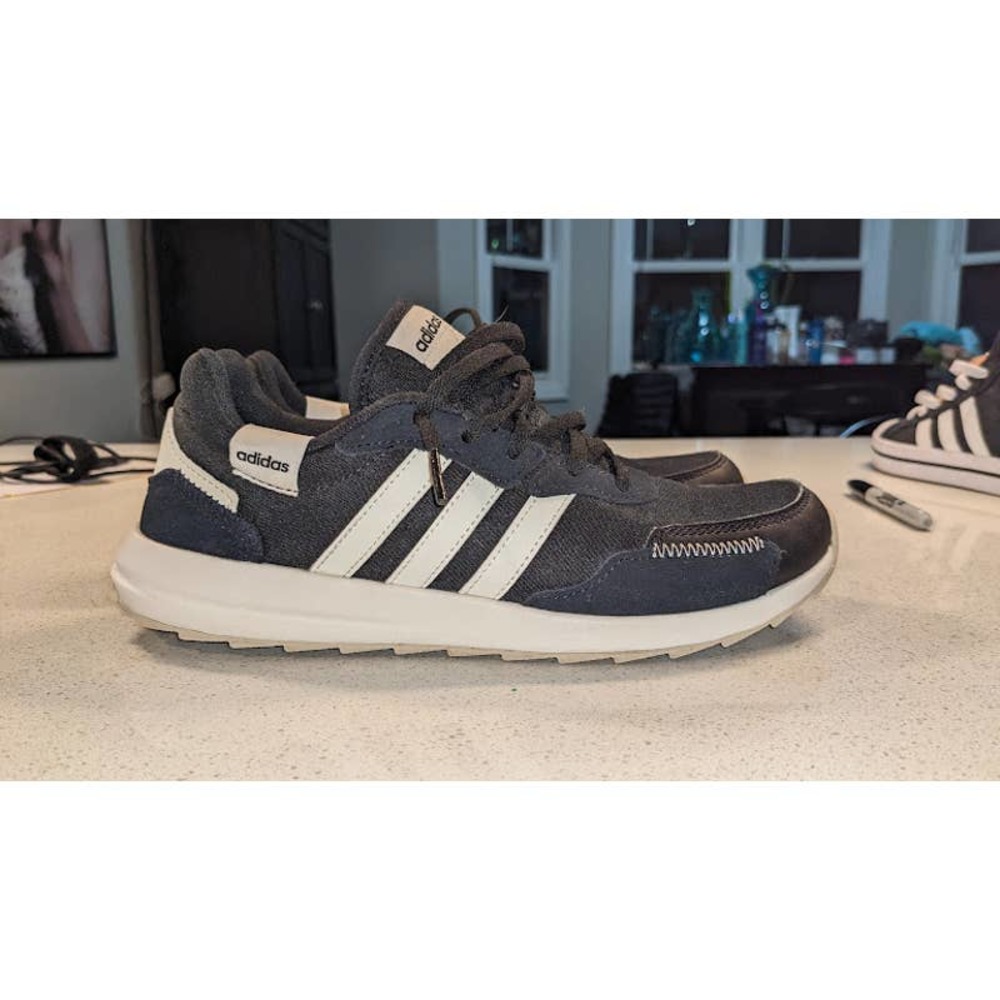 Adidas Retrorun Ortholite Black & White Sneakers